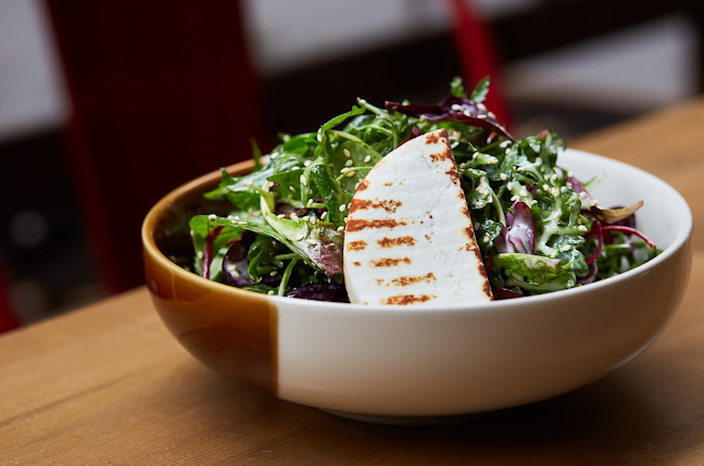 Comentarii opinii despre Warehouse