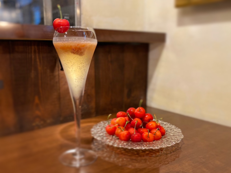 チャコール バル ジュ