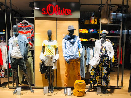 s.Oliver store Junior Bibione