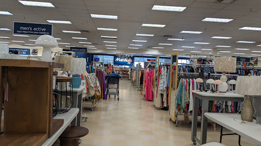 Uptown and Country Shopping Center - Thumbnail