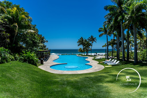 Los Veneros Beachfront Residences