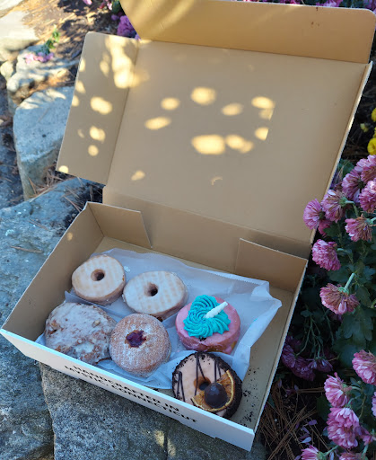 Deviant Donuts - Visual