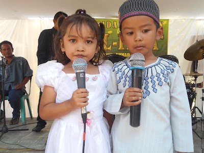 Photos of Foundation of the gift of the universe Indonesia YKS-RI