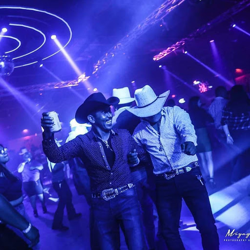 Bucanas Night Club - Thumbnail