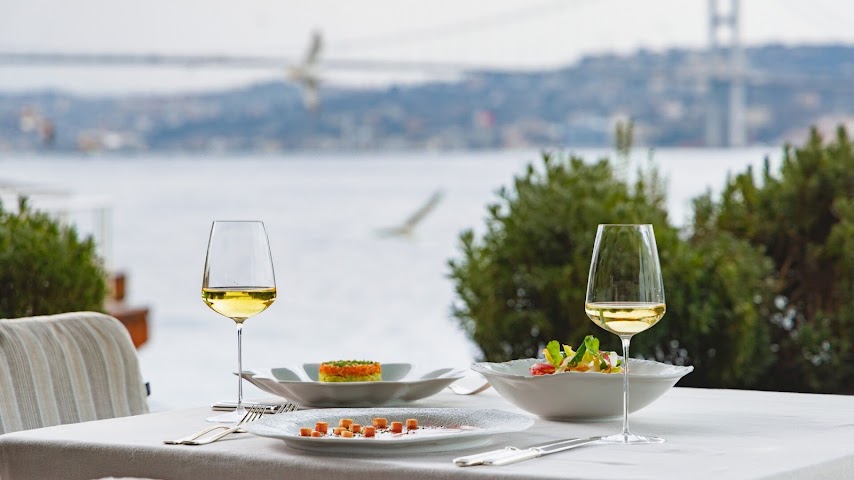 Aqua Restaurant by null