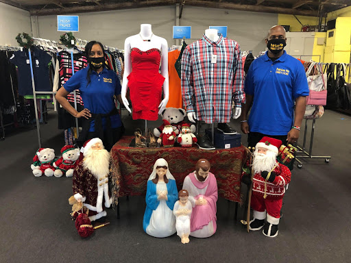 Fair Lee Nu Thrift Store Gallery - United States