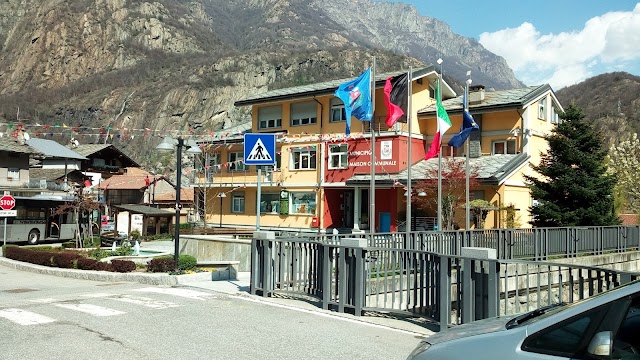 Hôtel Bella Tola et Saint Luc S.A.