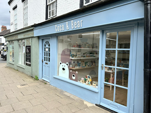 Coco & Bear - Visual