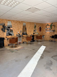 Photo n°4 de Les Ciseaux d'Élodie L à Thégra (Salon de coiffure)
