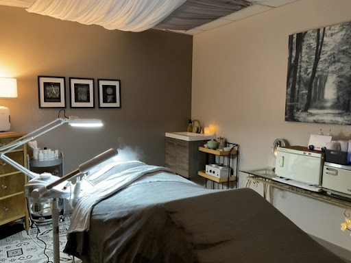 Advanced Wellness Skin Care, Massage, & Foot Zone Therapy LLC - Thumbnail