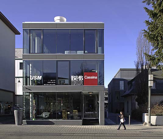 funktion Möbel+Galerie GmbH