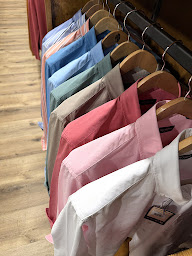 Photo n°10 de OTAGO AURILLAC LA SABLIERE à Aurillac (Magasin de vêtements pour hommes)