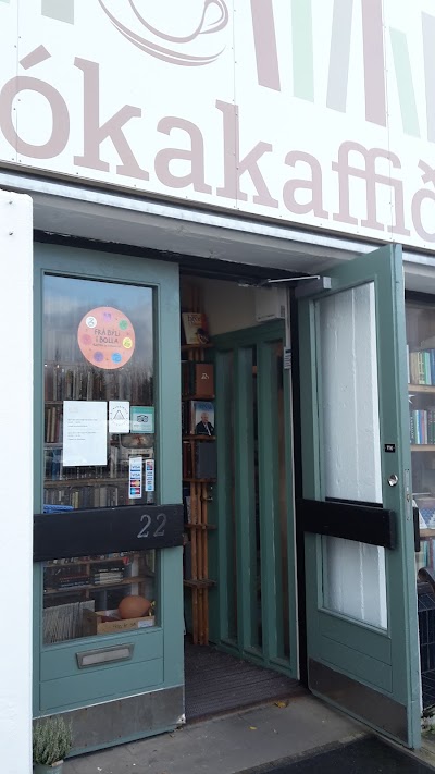 Photos of B&oacute;kakaffi&eth; - Books & Coffee