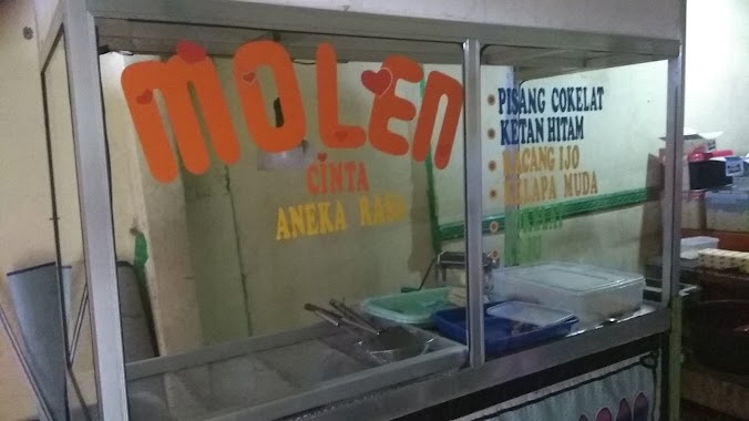 Molen Cinta Aneka Rasa, Author: Nur Hafilludin