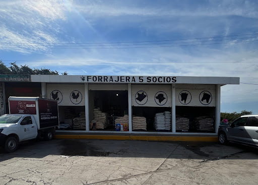Forrajera 5 socios