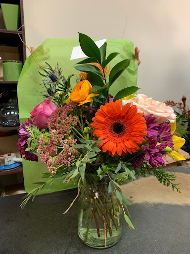 Victor Michaels Florist Ltd