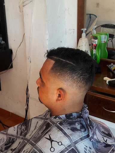 Peluquería y barberia pelón - Thumbnail