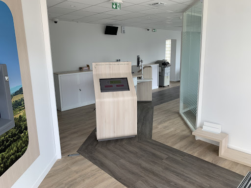 Photo de Crédit Agricole de Champagne-Bourgogne à Chalindrey (52600)