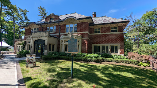 Glenhyrst Art Gallery of Brant