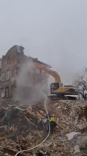 Roboty drogowe, wyburzenia, rozbiórki, sprzedaż kruszywa - Firma budowlana