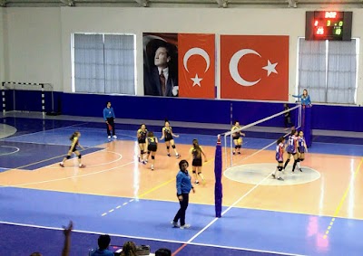 Kapalı Spor Salonu