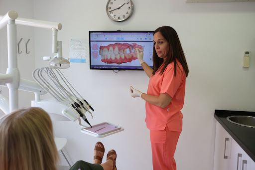 Centro Médico y Dental Ana Claros