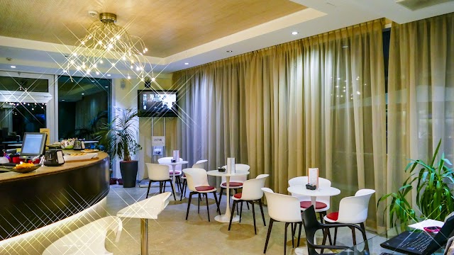 HOTEL KRISTAL