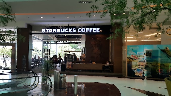 Starbucks Menara standard chartered, Author: Carlos M ツ