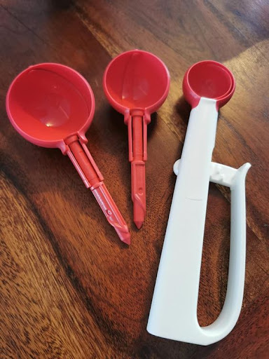 Tupperware by Terry - Visual
