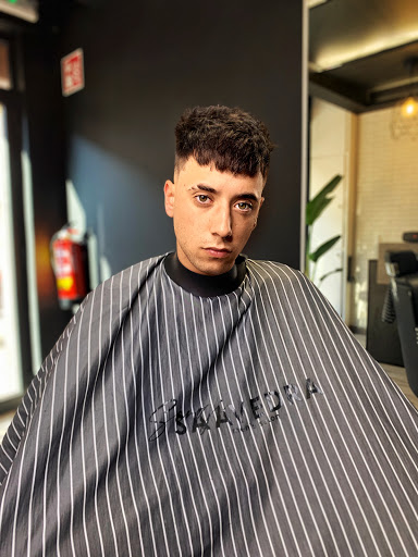 SERGI SAAVEDRA men's salon