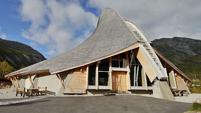 Photos of Breheimsenteret