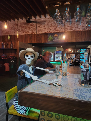 Mucho Gusto Taco & Mezcal Bar - Thumbnail