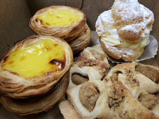 Chaves Bakery & Deli - Thumbnail
