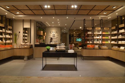 Photos of ERHA APOTHECARY HARTONO MALL YOGYAKARTA LANTAI GROUND (GF-08)