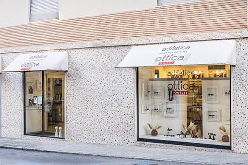 Outlet Adriatica Distribuzione Ottica - Thumbnail