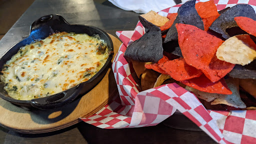 Skeeters Bar & Grill - Thumbnail