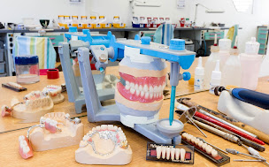 Photo n°1 de Laboratoire Dentaire Franck BRENNER à Geispolsheim (Laboratoire dentaire)