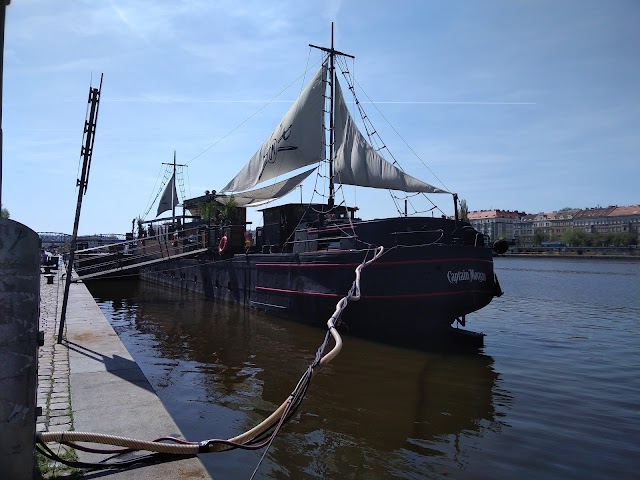 Palackého náměstí (nábřeží)