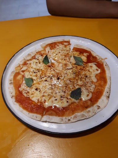 Photos of Mad Wrap Pizza & Kebab Shop X Kian & Kei