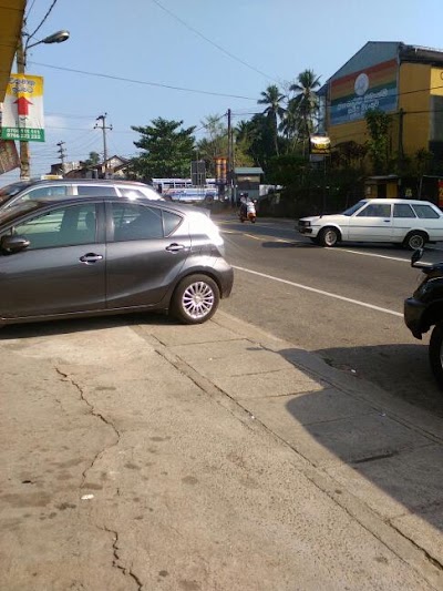 Photos of Athurugiriya Bus Station