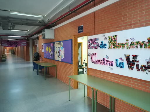 Secondary School Miguel Servet - Thumbnail