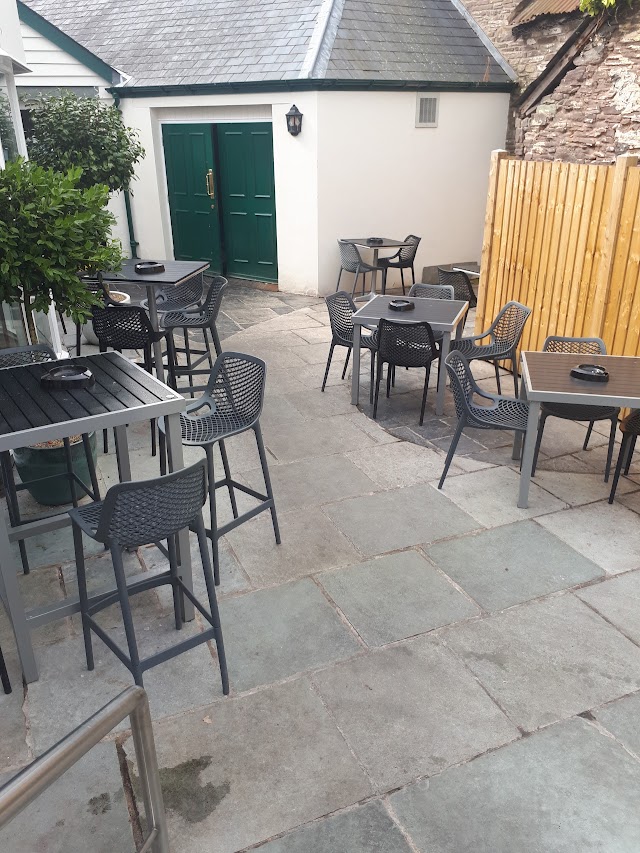 The George Hotel