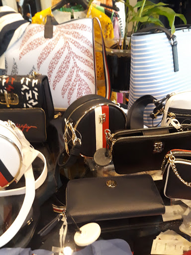 Muschio & Miele Luxury Shopping - Thumbnail