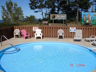Photos of Lake Bluff Inn & Suites