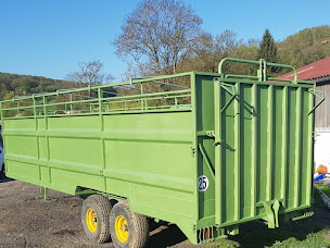 Photo n°5 de CHAPUIS FRÈRES SAS à Saint-Marc-sur-Seine (Fournisseur de matériel agricole)