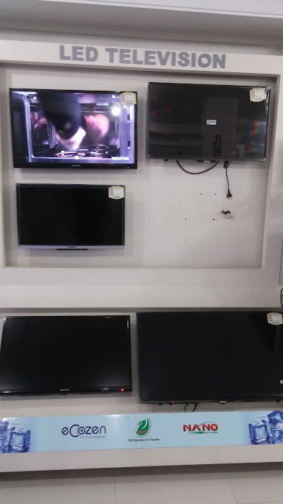 Photos of Walton Plaza 2