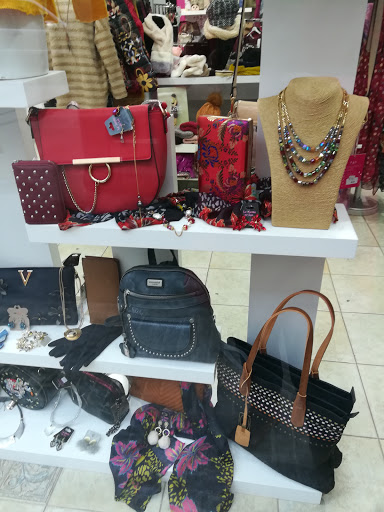 la tienda de lia - Thumbnail