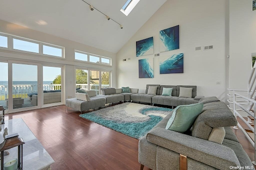 Nancy Rosen, Realtor with eREALTY Advisors - Thumbnail