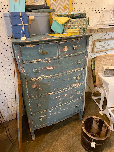 Caldwell Antique Mall & Flea Market - Thumbnail