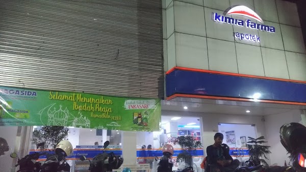 Apotek Kimia Farma DI Panjaitan